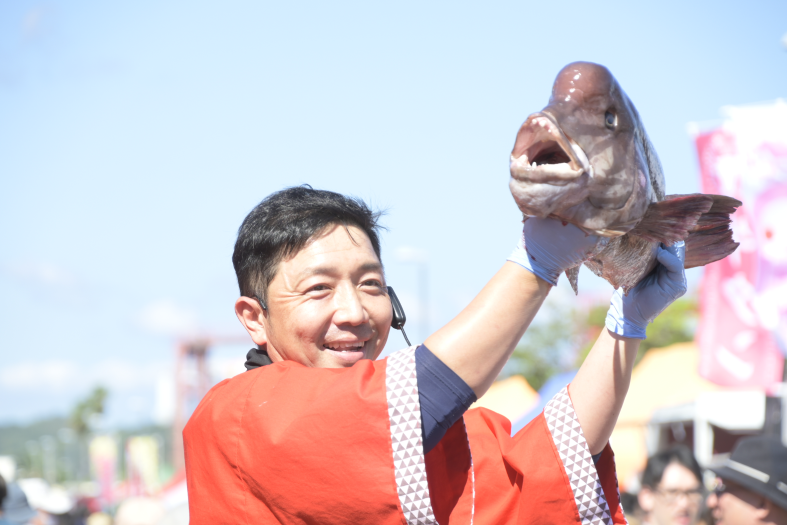 第２日曜日は『魚のセリ市』開催！１０：００～