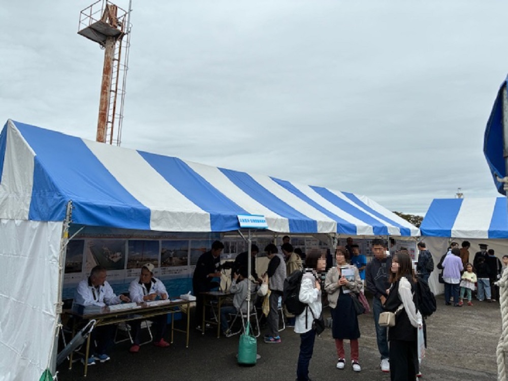 中国地方整備局広島港湾・空港整備事務所の出展ブース
